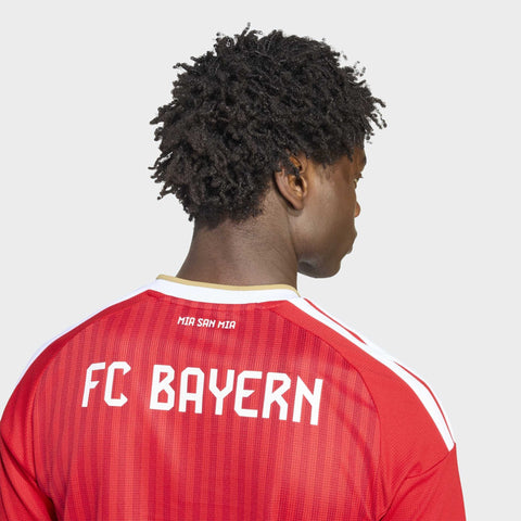 26 Bayern Home Replica Jersey - Soccer90