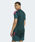 26 Real Madrid Training Jersey - Soccer90