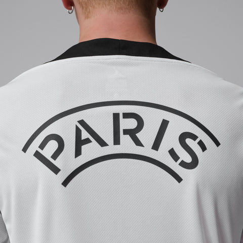 26 Paris Saint Germain Strike Night Top