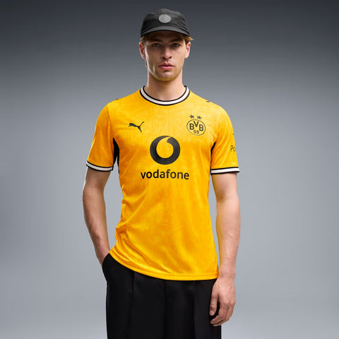 26 Dortmund Replica Home Jersey