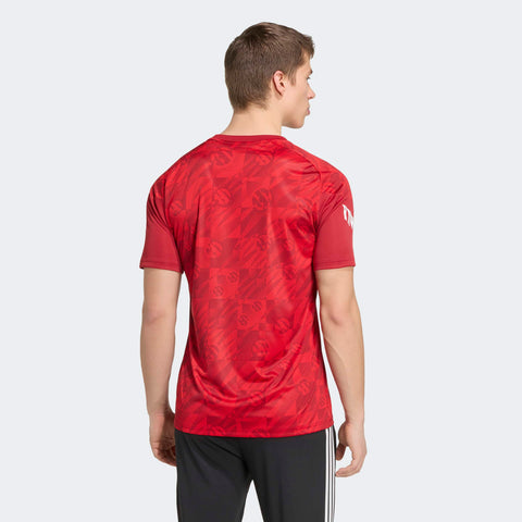 26 Liverpool Pre Match Jersey