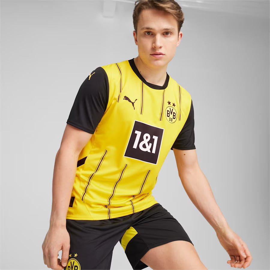 Borussia Dortmund popular soccer jersey