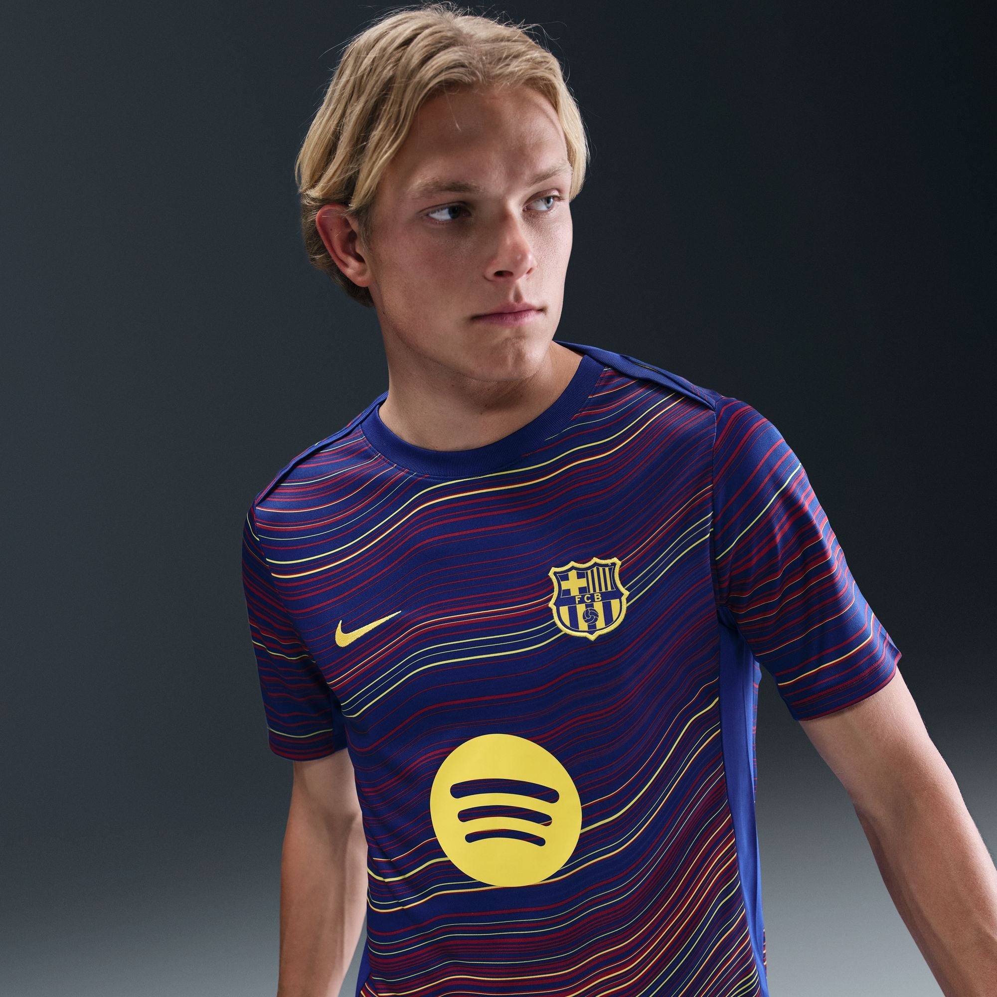 FC Barcelona Academy Pro Home Men's Nike Dri-FIT Soccer Pre-Match