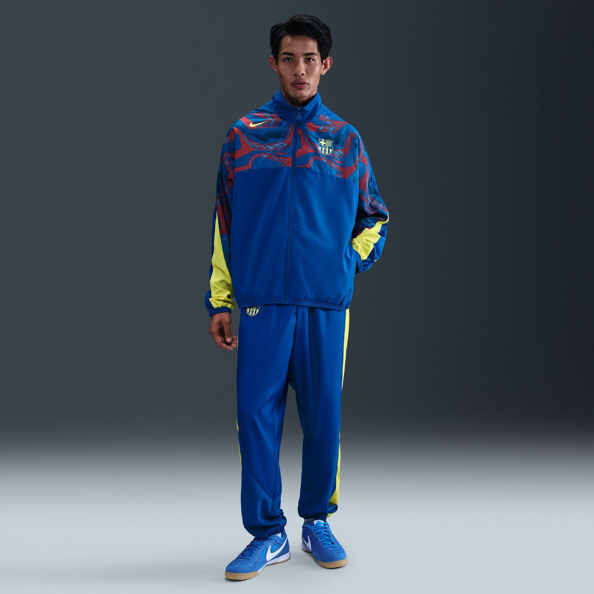 FC Barcelona Starting 5 SE Men's Nike Soccer Woven Jacket – Soccer90