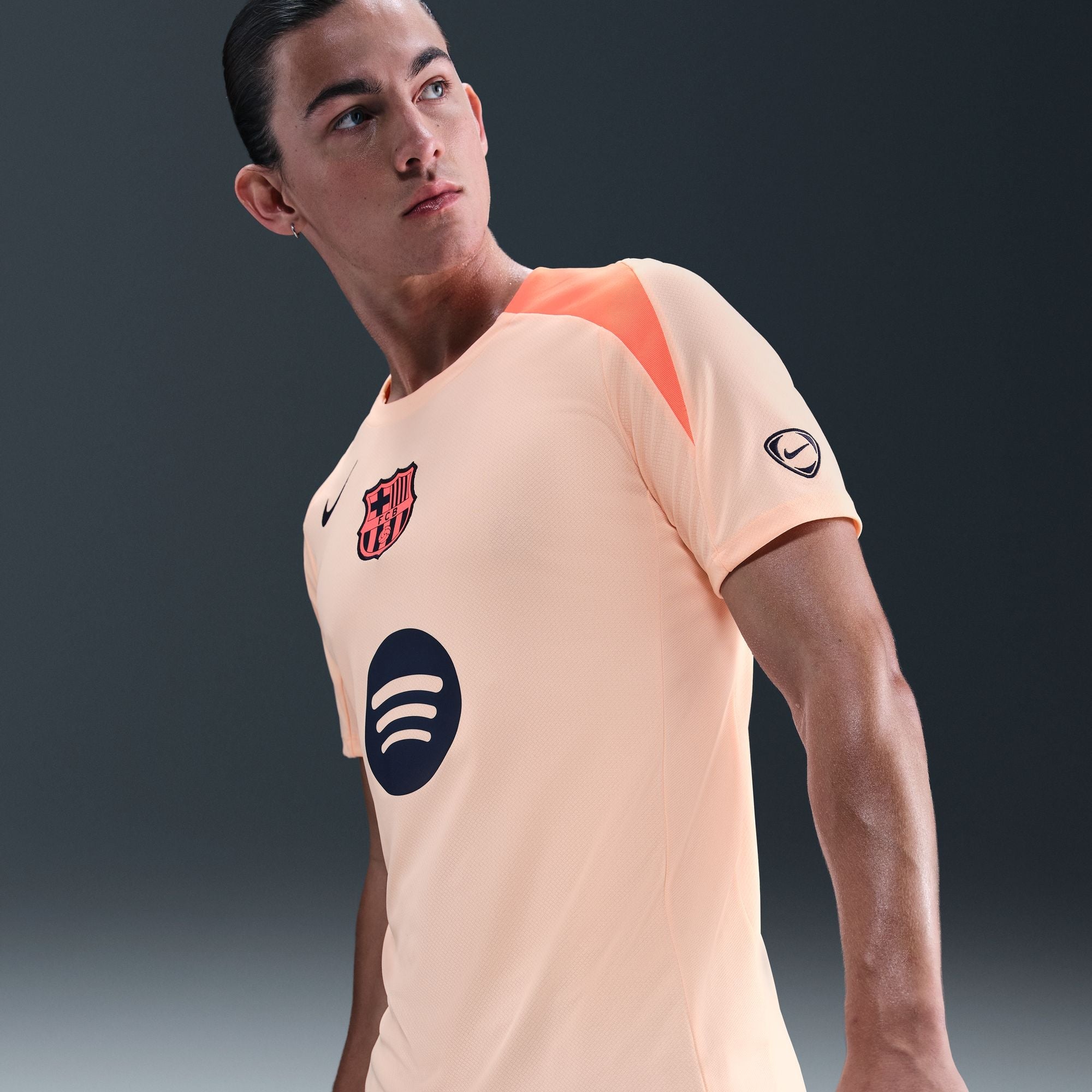 FC Barcelona Strike Third Men's Nike Dri-FIT Total 90 Soccer Knit