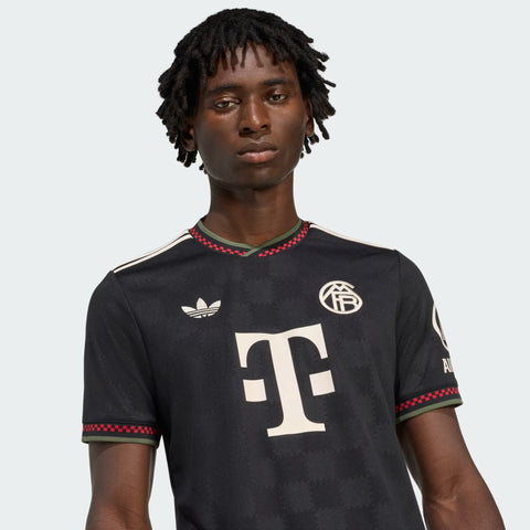 FC Bayern 2025/2026 Third Jersey - Soccer90