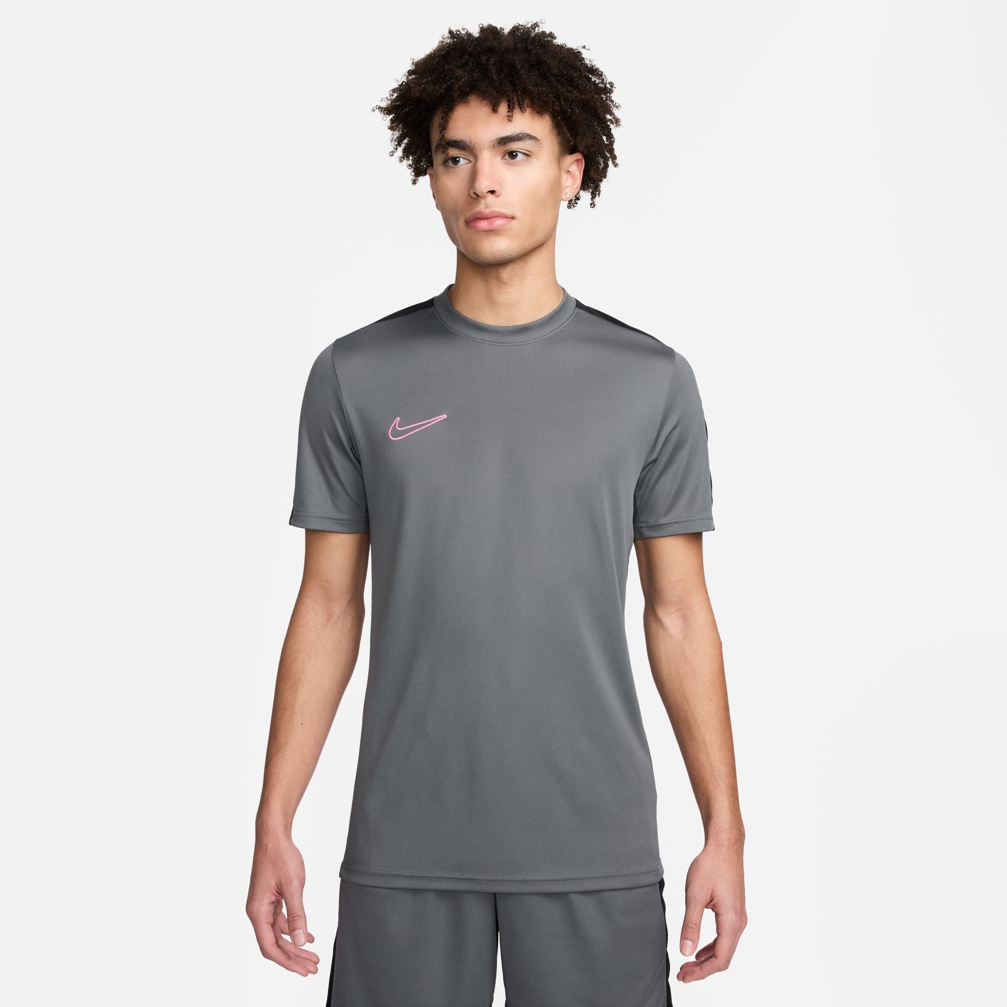 Camiseta de futbol Nike Academy Dri FIT para hombre PEQUENO