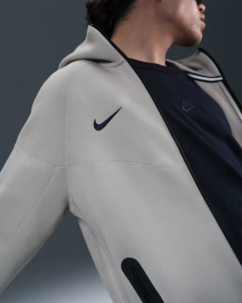 Tottenham Hotspur Tech Windrunner Men's Nike Soccer Fleece Full - Zip Hoodie - Soccer90