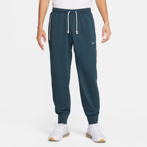 Nike Standard Issue Men's Dri-FIT Soccer Pants - Soccer90